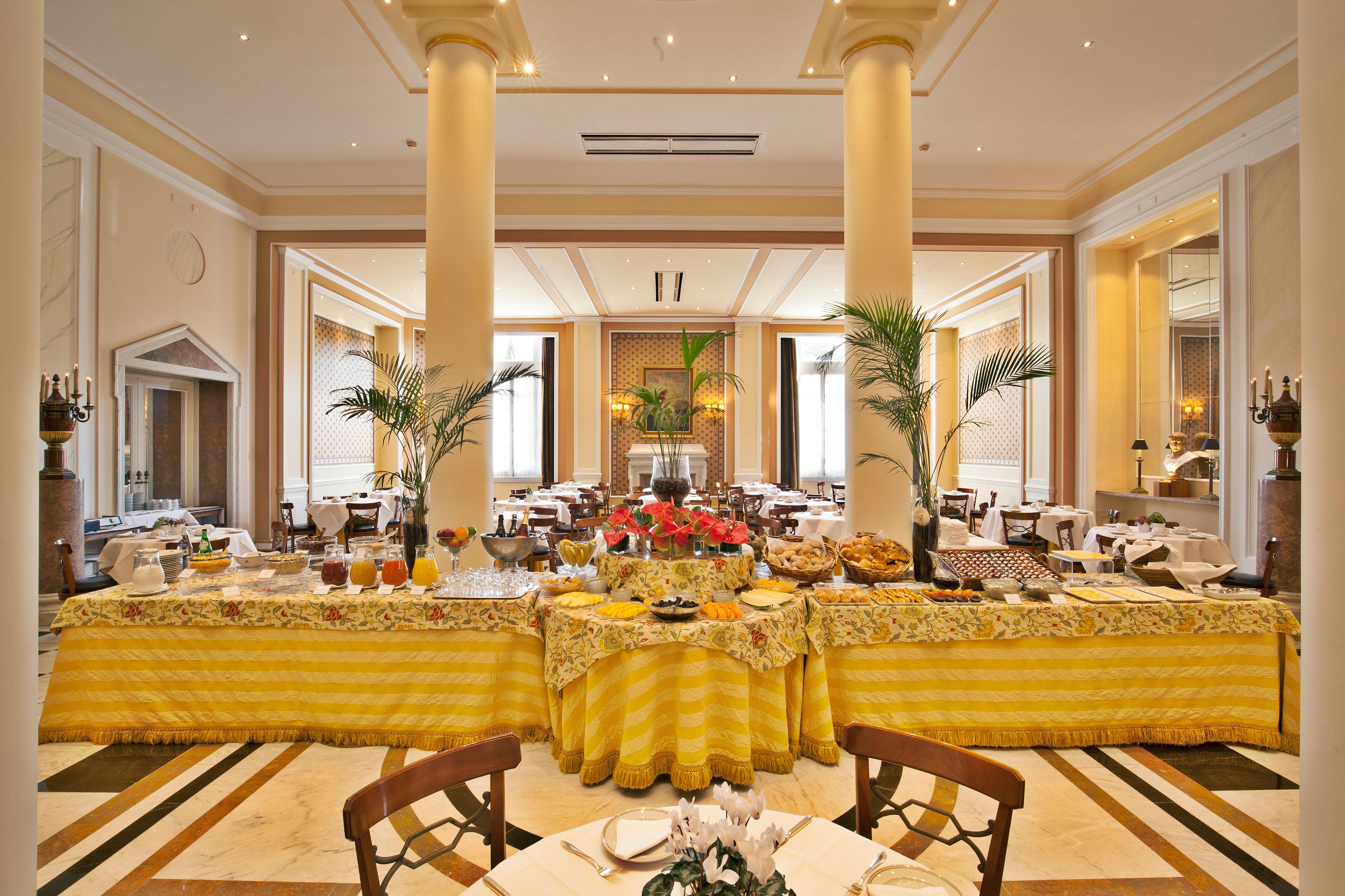 Palacio Estoril Hotel, Golf & Wellness Cascais Exterior photo